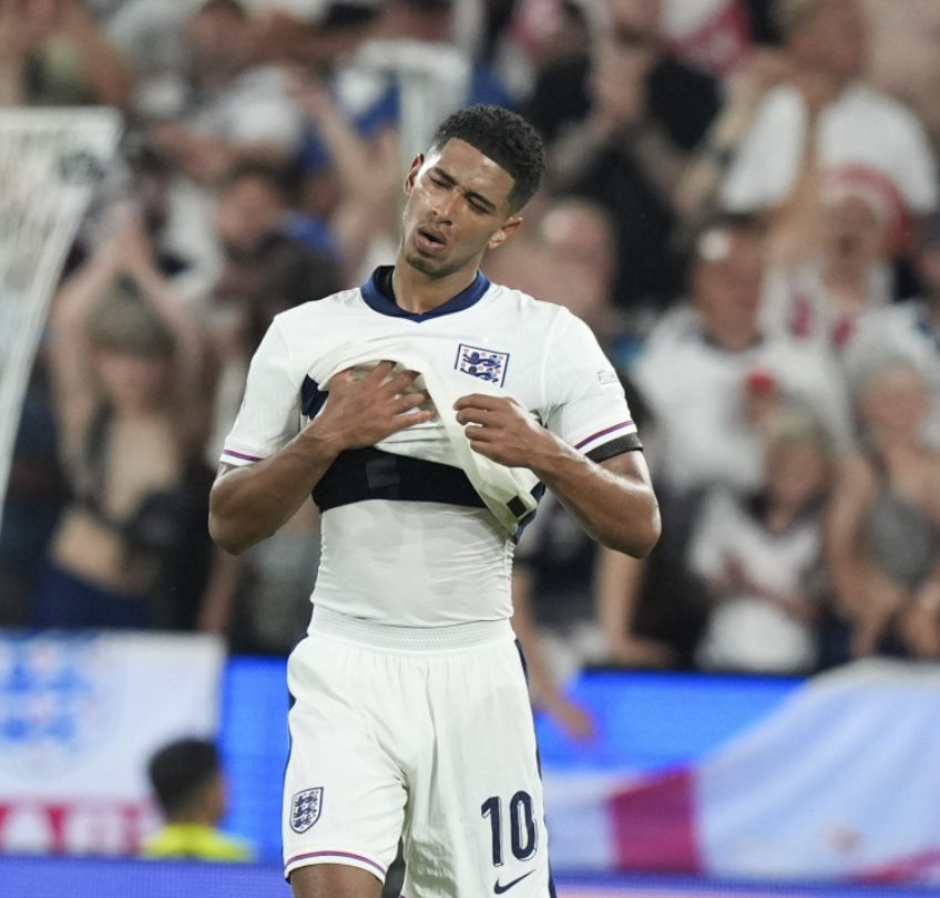 涉及国际足 涉及国际足