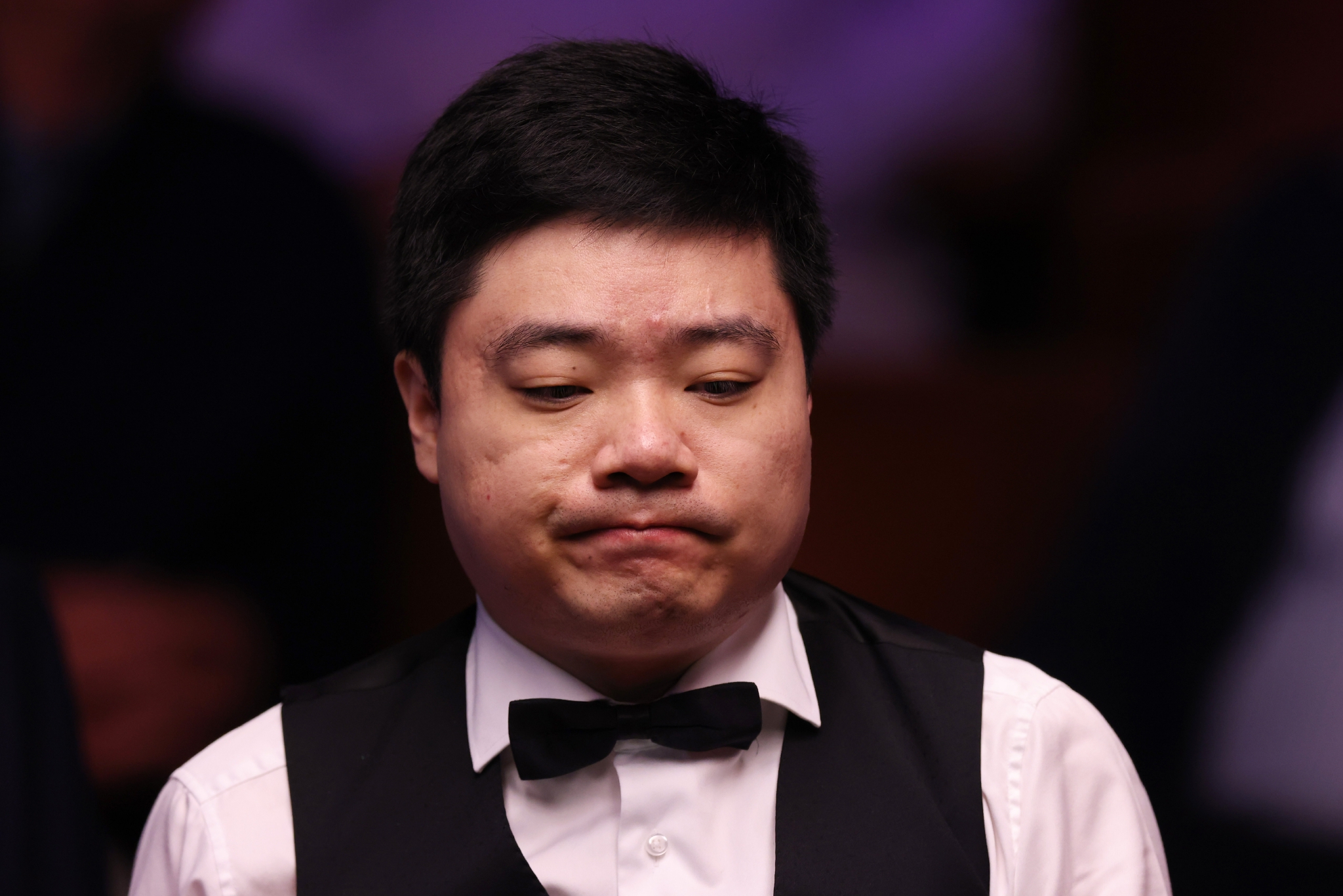 策略各不相 策略各不相